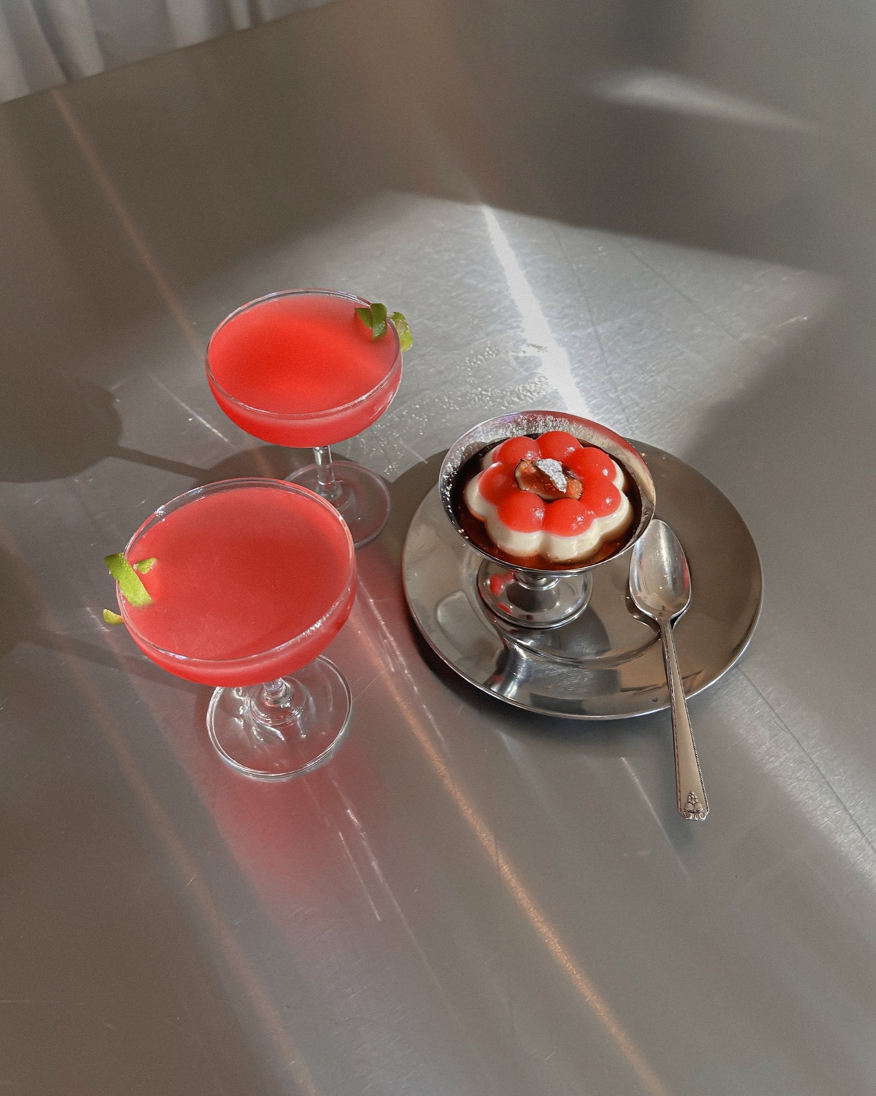 Premium rhubarb cocktails and gel panna cotta dessert, luxury event catering by GEL NYC